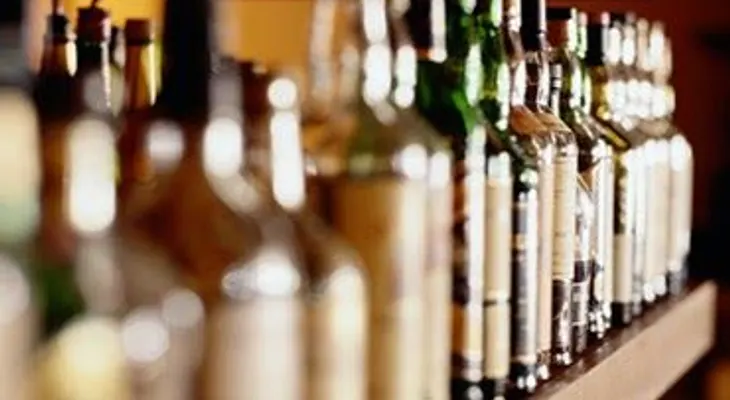 Piden no aplicar aumento de impuestos a alcohol y cigarrillos