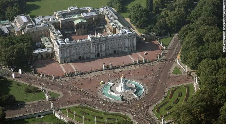 ¿Quieres vivir elegantemente en el Palacio de Buckingham? Esta es tu oportunidad