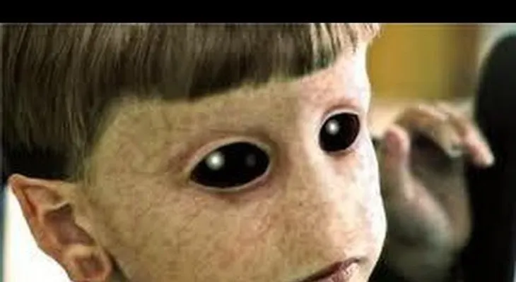 Un alegado extraterrestre hibrido encontrado en la luna 