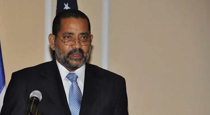 Danilo Medina lamenta muerte del  hijo del presidente del TSE