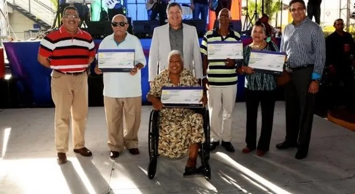 DNCD entrega más de un millón de pesos a pensionados