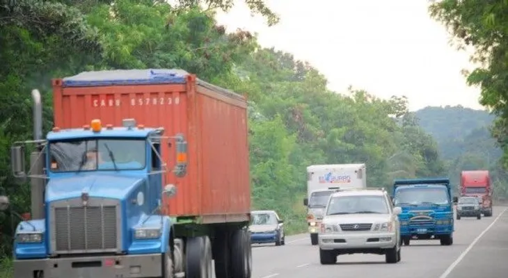 Prohibición de vehículos pesados es hasta el domingo 25 de diciembre a las 10 pm
