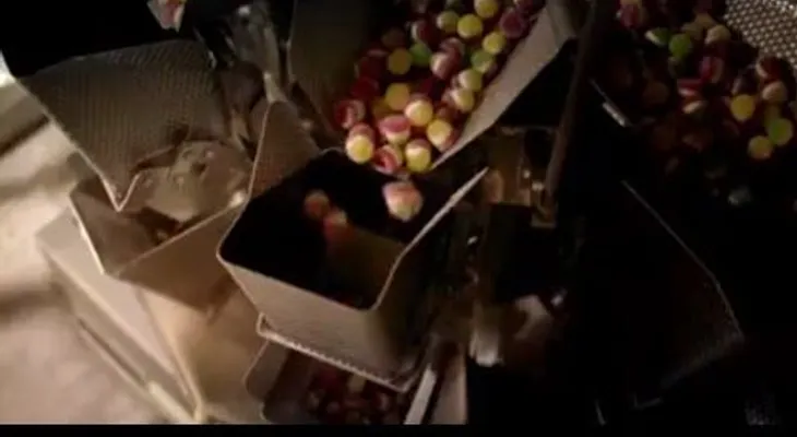 Revelan algo aterrador sobre las gomitas dulces, que nos mantenían escondido... (VIDEO)