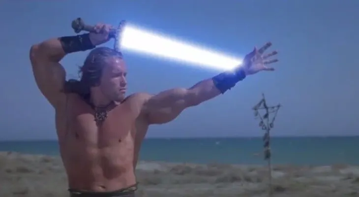 Schwarzenegger demuestra ser un auténtico jedi