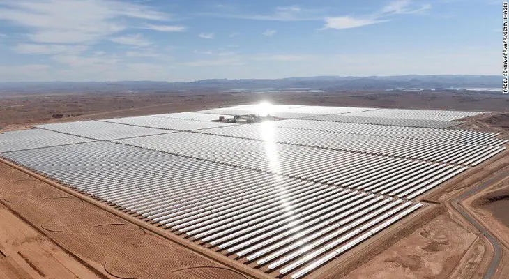 Inauguran la planta de energía solar concentrada más grande del mundo