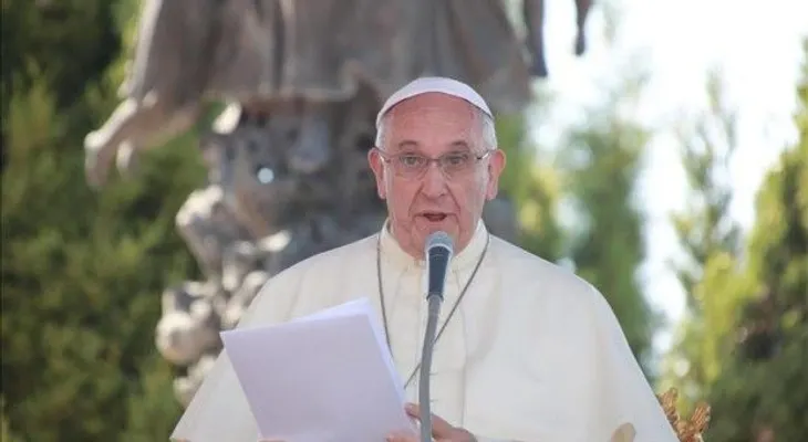Vaticano desmiente viajes del Papa a EEUU y México en 2015