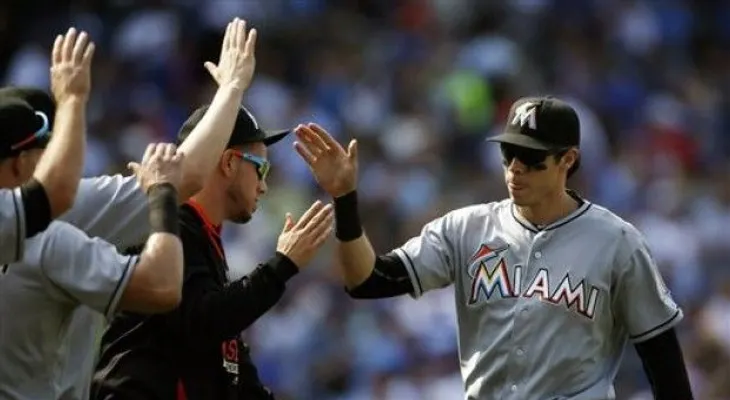 Gran labor de Koehler guía a Marlins sobre Cachorros 