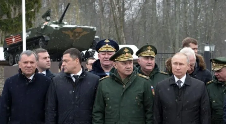 Putin advierte del impacto mundial del coronavirus en una reunión con petroleras