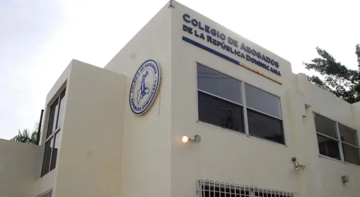 Colegio de Abogados respalda extinción del proceso contra Jean Alain Rodríguez por exceso de plazo