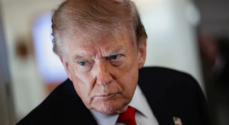 Trump presiona a Irán para que retome negociaciones sobre Ormuz