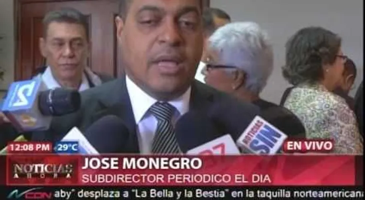 Causa gran pesar muerte de Rafael Molina Morillo; velan restos; personalidades lamentan 