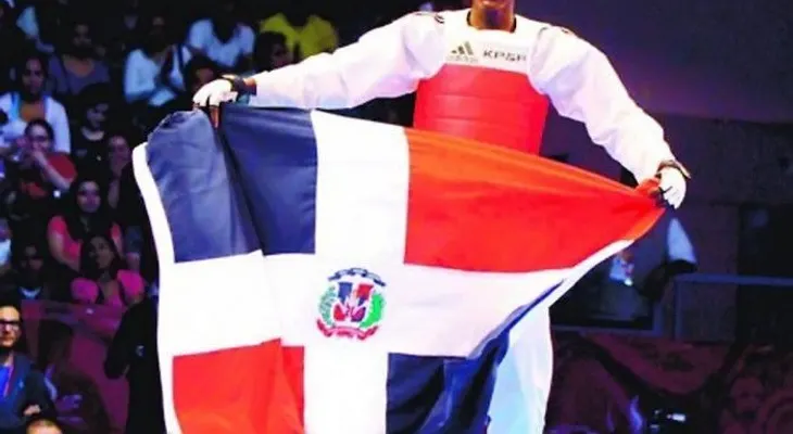 Bernardo Pie, plata en taekwondo; bronce para Western