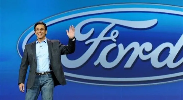 Ford experimenta con autos conectados a la red 