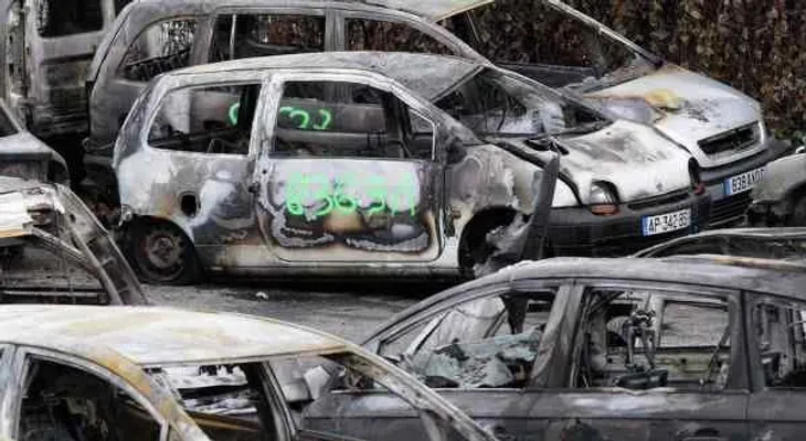 Francia: Violentos disturbios sacuden París
