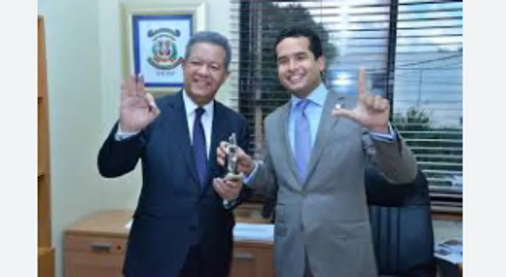 Constitución no prohíbe fórmula Leonel-Omar