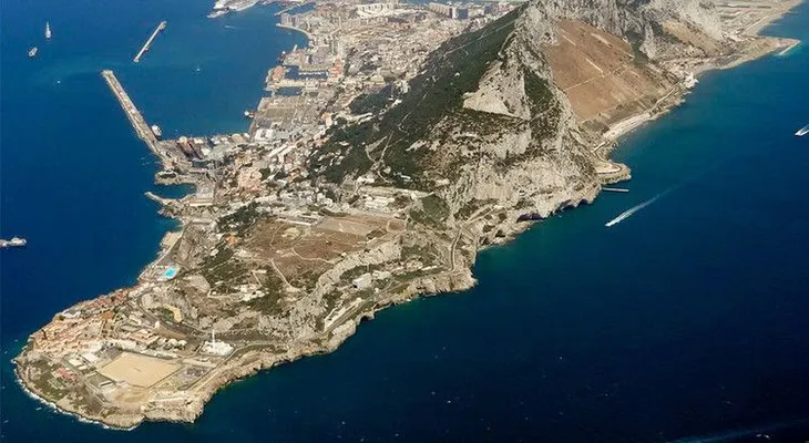 Podríamos paralizarla: la escalofriante amenaza contra España de un almirante británico 