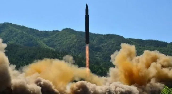 EE.UU.: lanzamiento misil de Corea del Norte plantea una "amenaza mundial"