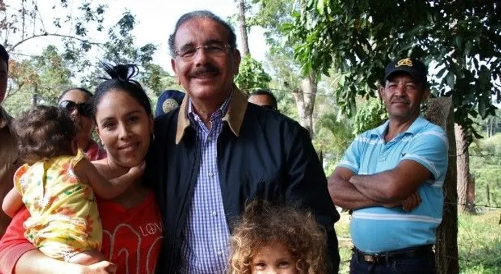 Presidente felicita a las madres en su día