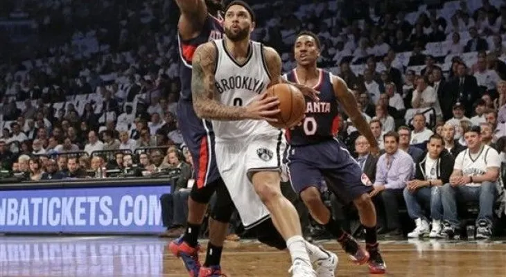 Nets ganan en tiempo extra y empatan serie ante Hawks 