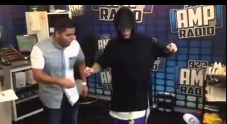 Bieber bailando merengue de Toño Rosario (VIDEO)