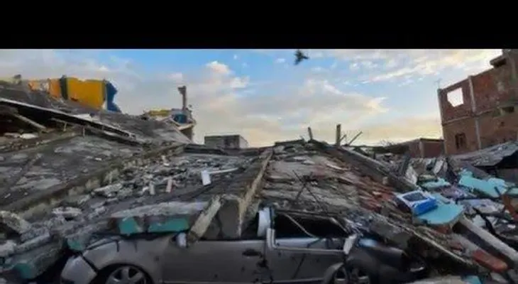 Imágenes impactantes del terremoto en Ecuador (VIDEO)