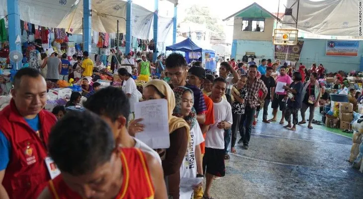 La nueva frontera de ISIS: miles huyen de la ciudad filipina de Marawi