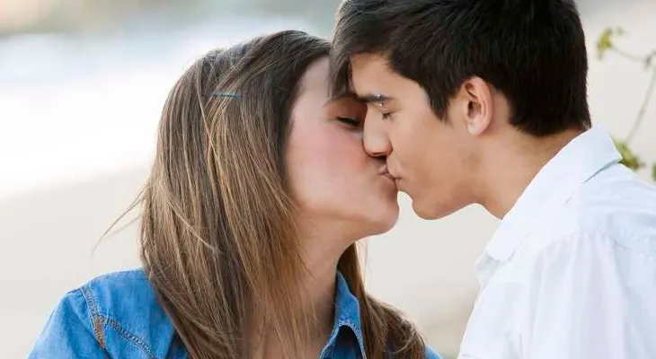 ¿De qué hablas con tu hija? Conductas sexuales de riesgo