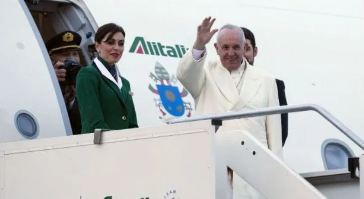 El papa llegó a Roma tras realizar su viaje pastoral en México