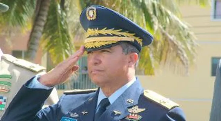 Arrestan ex ministro Rafael Peña Antonio y coronel Ramón Piccini Núñez, por caso Súper Tucanos