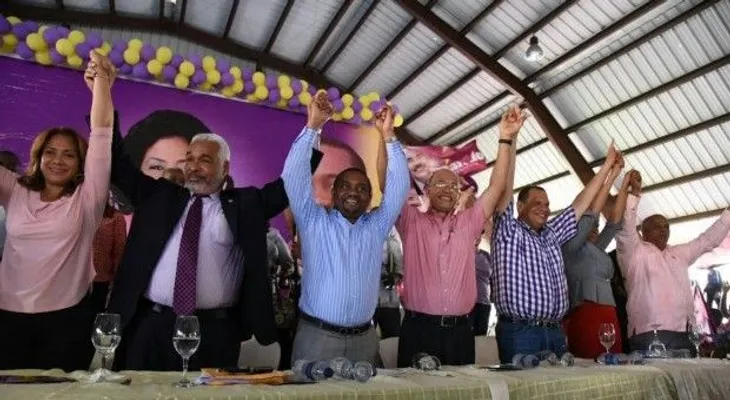 Dirigentes PLD realizan concentración en multiuso Sabana Perdida