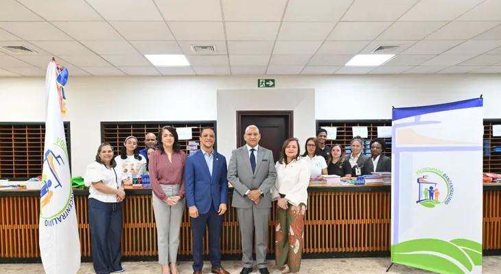Voluntariado del Banco Central realizó una nueva jornada de venta de útiles escolares