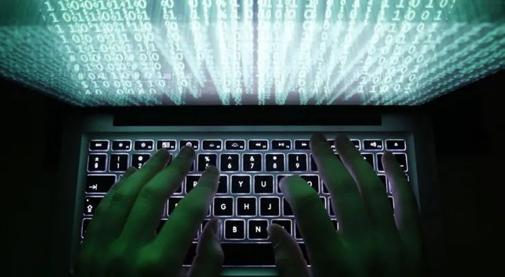 Misteriosos piratas intentan desconectar Internet a nivel global 