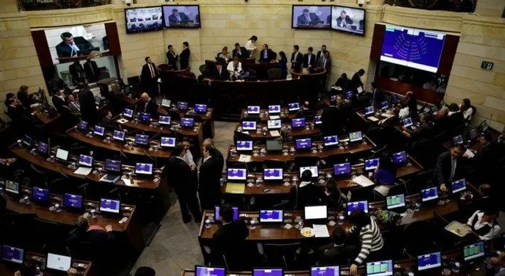 Comienza refrendación del acuerdo de paz en el Congreso de Colombia