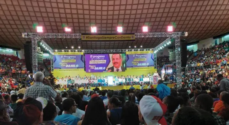 Danilo no hablado de la reelección, pero sus seguidores lo hacen por él