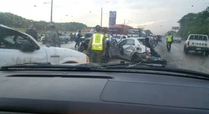 Al menos siete personas heridas por aparatoso accidente en la 6 de Noviembre 