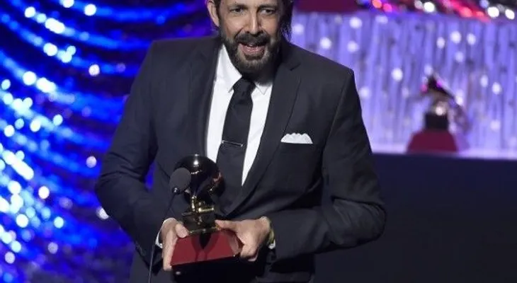 Juan Luis Guerra se lleva dos premios en los Latin Grammy