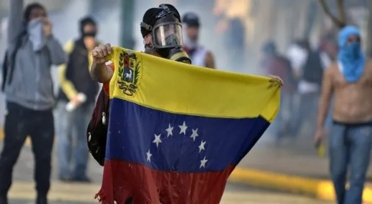 Venezuela inicia activación de sistema de supervisión de cárceles
