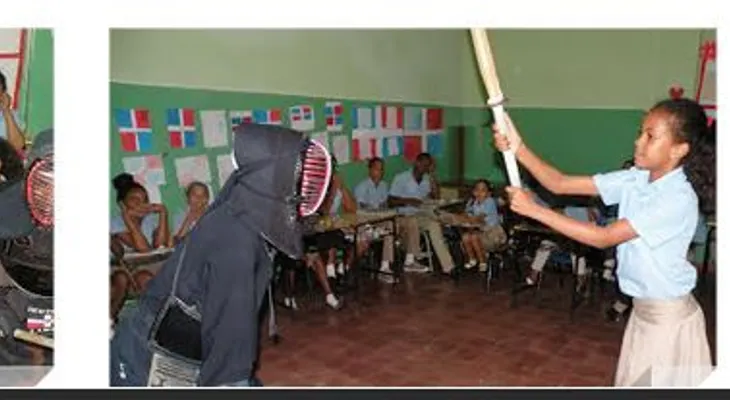 Fedoken y Luken-UASD realizan demostración en la Escuela República Dominicana