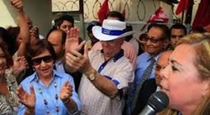 Hipólito Mejía: Las madres son la bondad, el calor y la luz que ilumina el camino