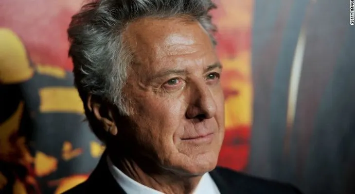 Denuncian al actor Dustin Hoffman de agresión sexual
