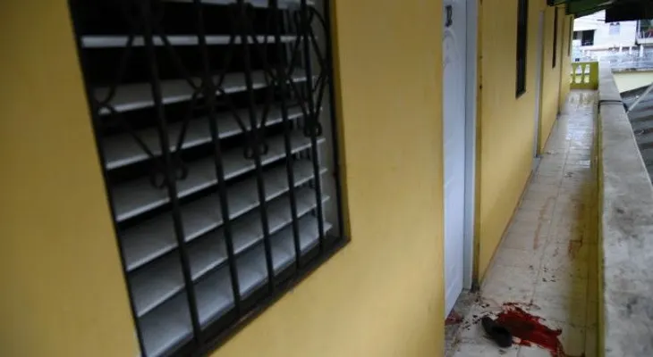 Vigilante ultima expareja y se da balazo; tres niñas quedan huérfanas