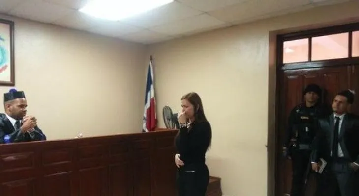 Mary Peláez ya está reunida con sus familiares 