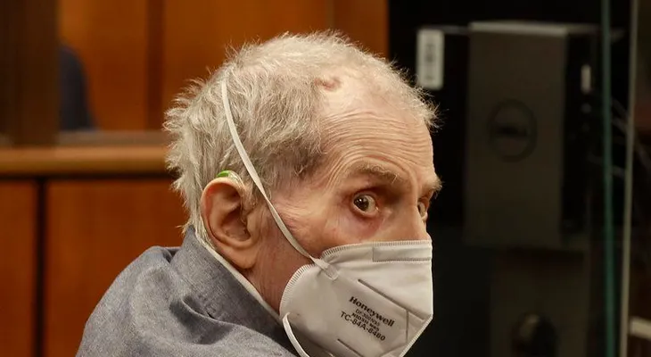 Hospitalizan por covid-19 al millonario empresario Robert Durst, tras ser condenado a cadena perpetua por asesinato