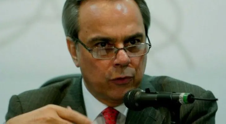 Advierten reforma constitucional podría generar crisis en sistema partidos