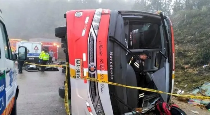 Al menos nueve fallecidos y 36 heridos en accidente de autobús en Ecuador