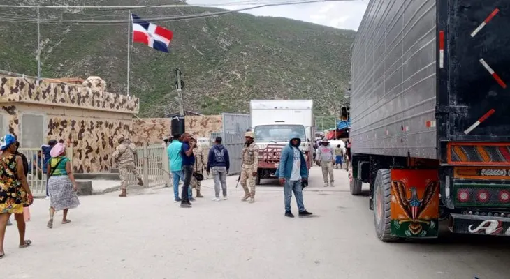Ejército refuerza vigilancia en Jimaní con nuevo contingente mientras Mal Paso sigue operando