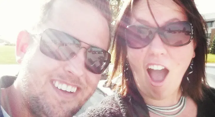 'Selfies? de divorciados se vuelven tendencia en redes sociales
