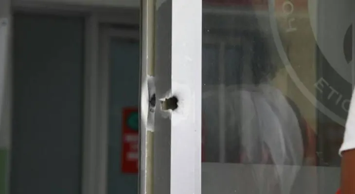 Guardia mata joven que solo le pedía le dejaran ver a su padre interno en hospital