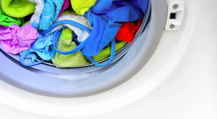 Consejos para lavar la ropa de color