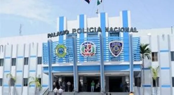 Desmantelan punto venta de drogas en Santiago y apresan cuatro hombres